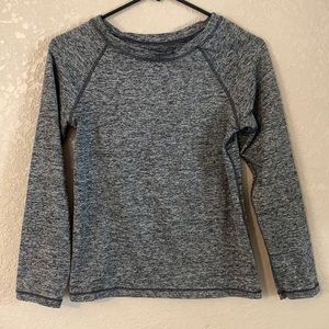 Yelete Large Gray Long Sleeve Workout Shirt